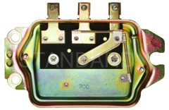 Lichtmaschinenregler - Voltage Regulator   6 Volt  52-53